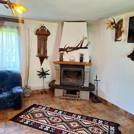 Clematis House Lodge *